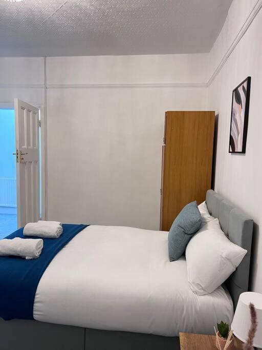 Spacious 3 Bed Flat - Beach Nearby - No Pets Southend-on-Sea Luaran gambar