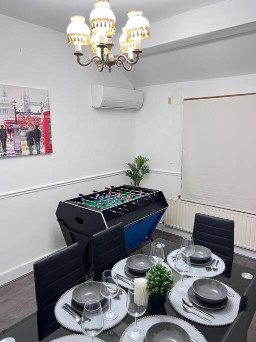 Spacious 3 Bed Flat - Beach Nearby - No Pets Southend-on-Sea Luaran gambar